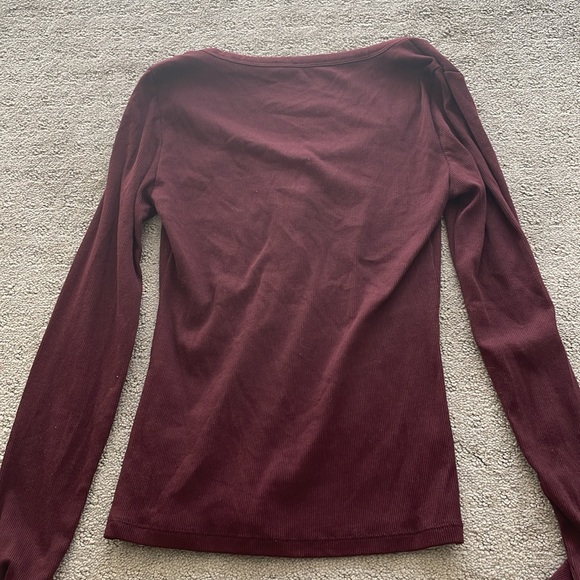 Old Navy Top - Picture 4 of 4